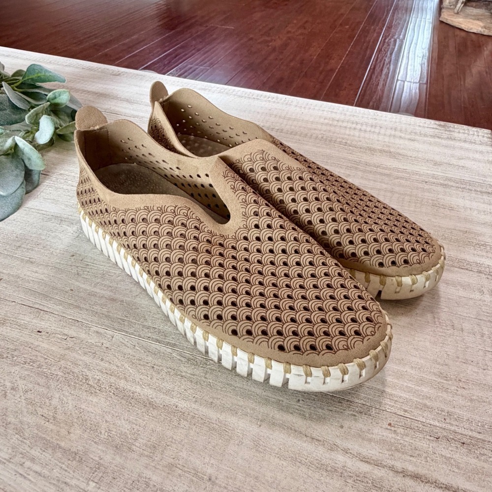 Ilse Jacobsen Tulip Tan Suede Laser Cut Scalloped Slip On Loafers Size 41